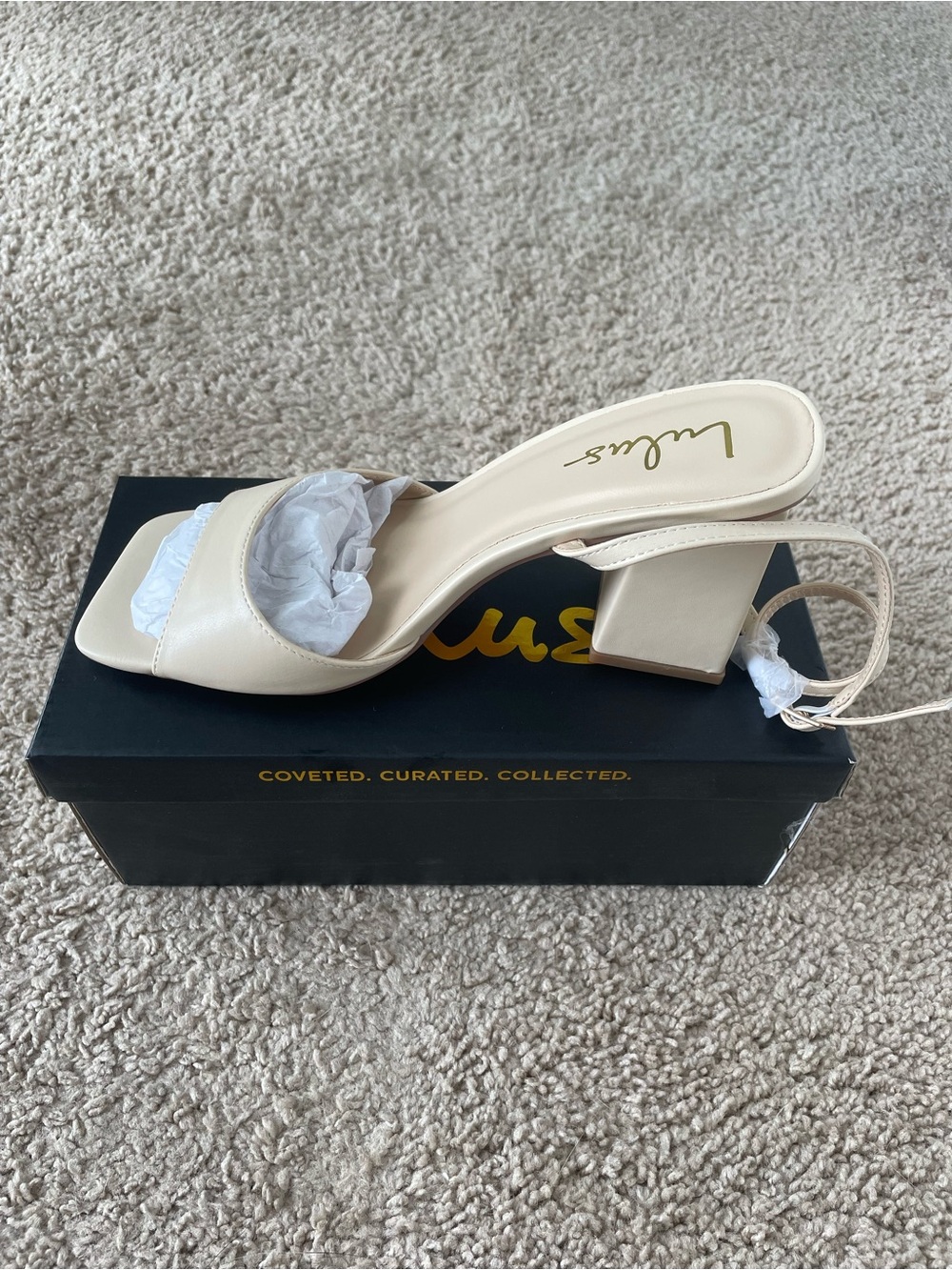 Lulus Nude Heel - New in Box